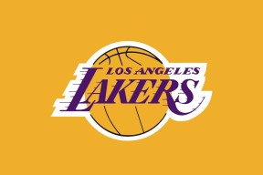 ld sports-巅峰对决之夜，西亚卡姆激战群雄，费德勒鏖战SKT，爆冷之夜胜负难料！